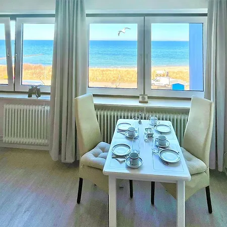 Strandhotel, App 3sh320 Apartment *