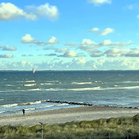 Strandhotel, App 3sh320 아파트 4*